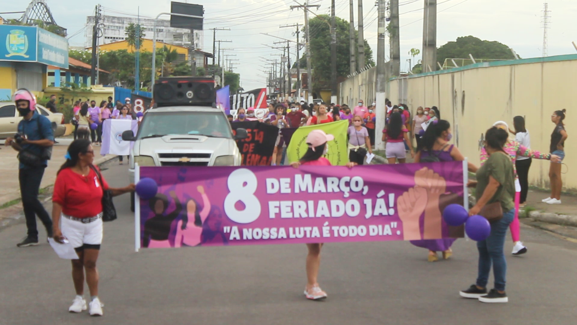 Caminha dia Internacional da Mulher Parintins