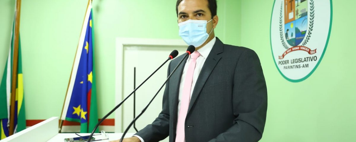 Vereador Mateus Assayag na Câmara Municipal de Parintins