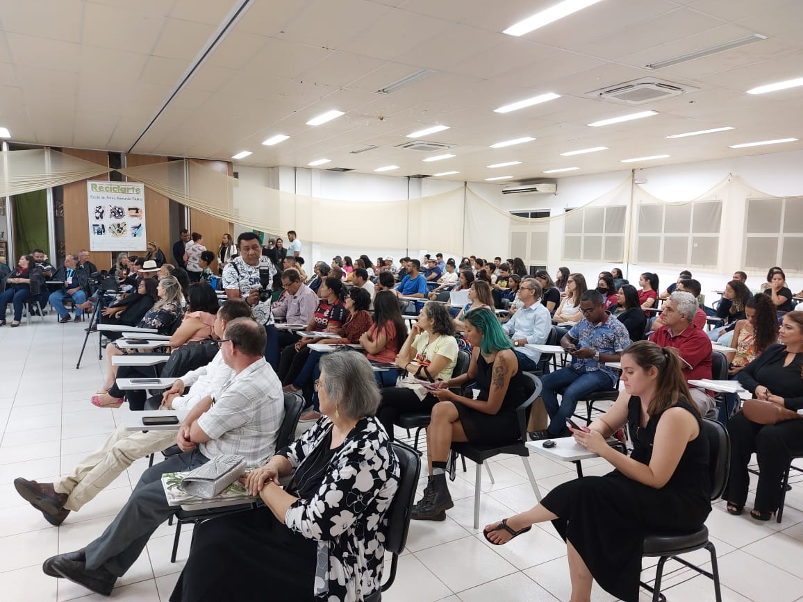 Parintinense participa de IV Encontro Nacional das Academias de Letras, Ciências e Artes do Brasil e da FEBACLA, realizado na cidade de Araguaína, Tocantins